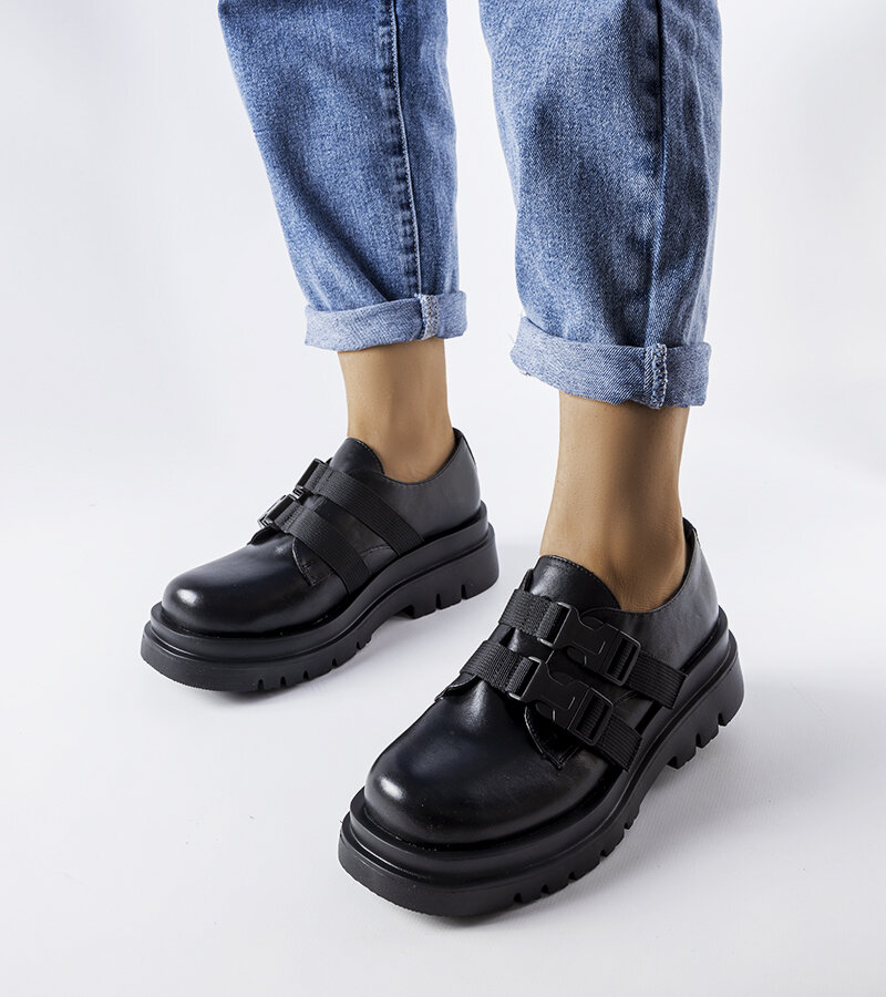 Fekete platformos cipők Prospero