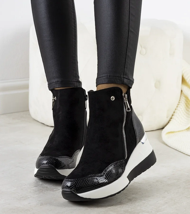 Fekete tornacipő Asya