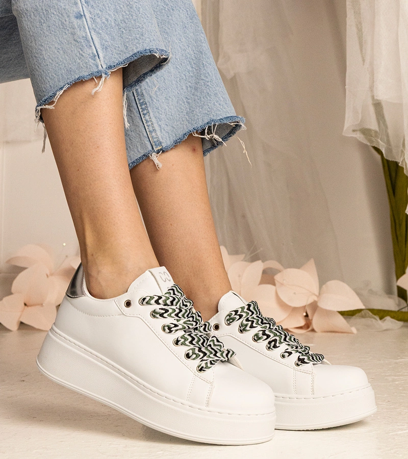 Kessa női fehér tornacipő masszív fűzővel