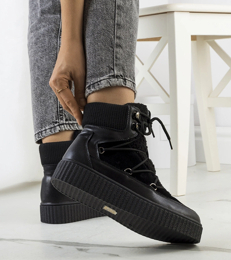 Fekete női hótaposók Laursen