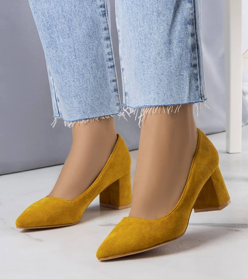 Sárga magassarkú cipők Sadilla