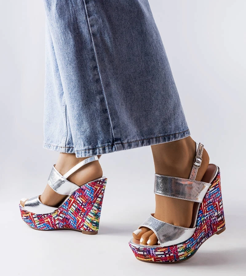 Ezüst szandál díszes talppal Westtide