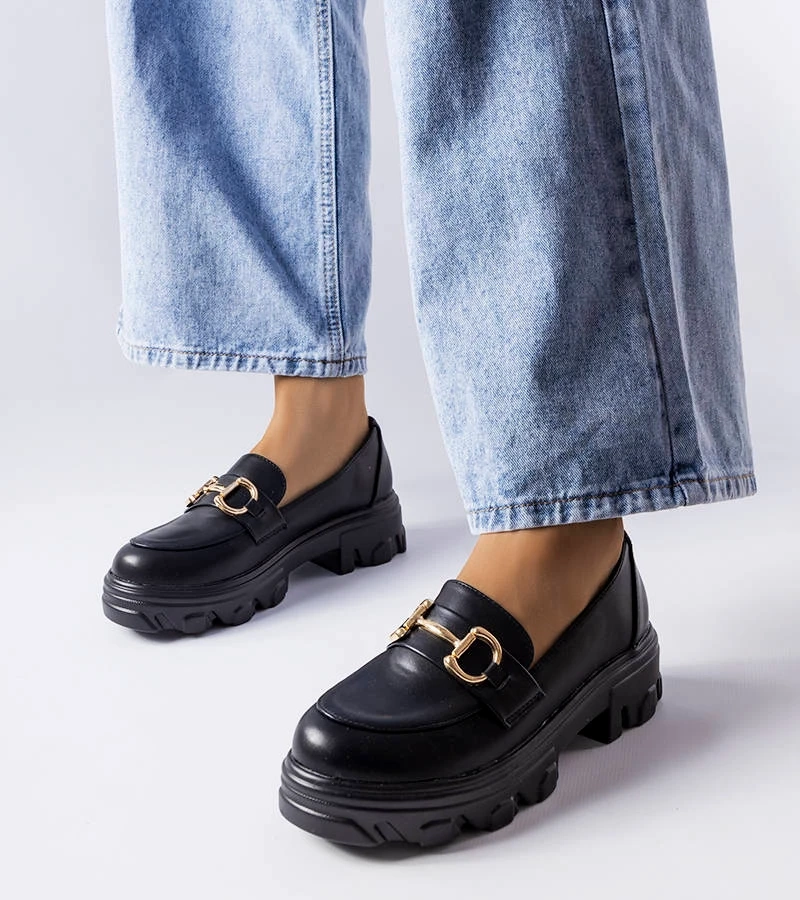 Fekete csatos félcipő Mason