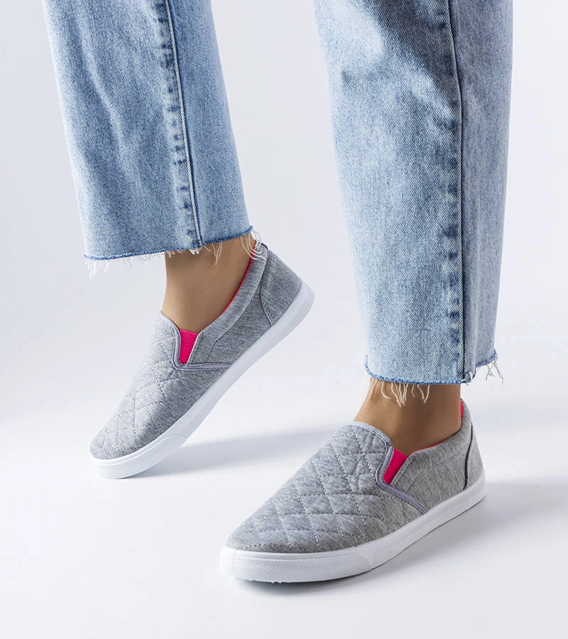 Szürke steppelt slip-on teniszcipő Gregory