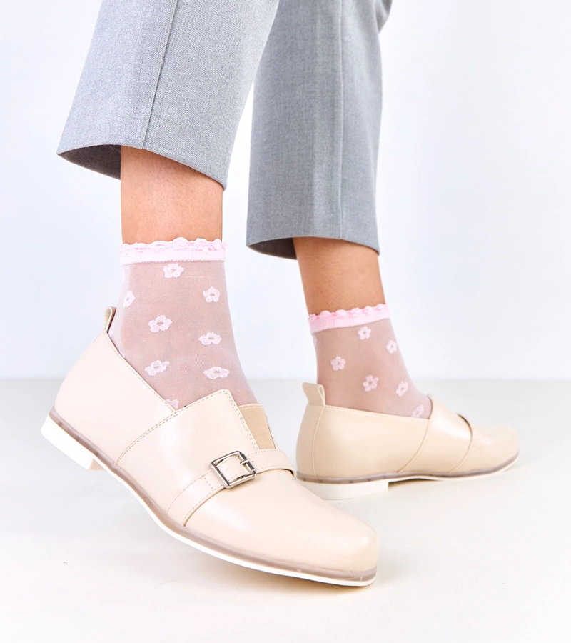 Bézs női félcipő bőr talpbetéttel Klensi