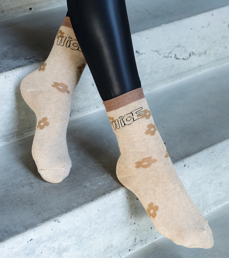 Beige meleg zoknik Sella