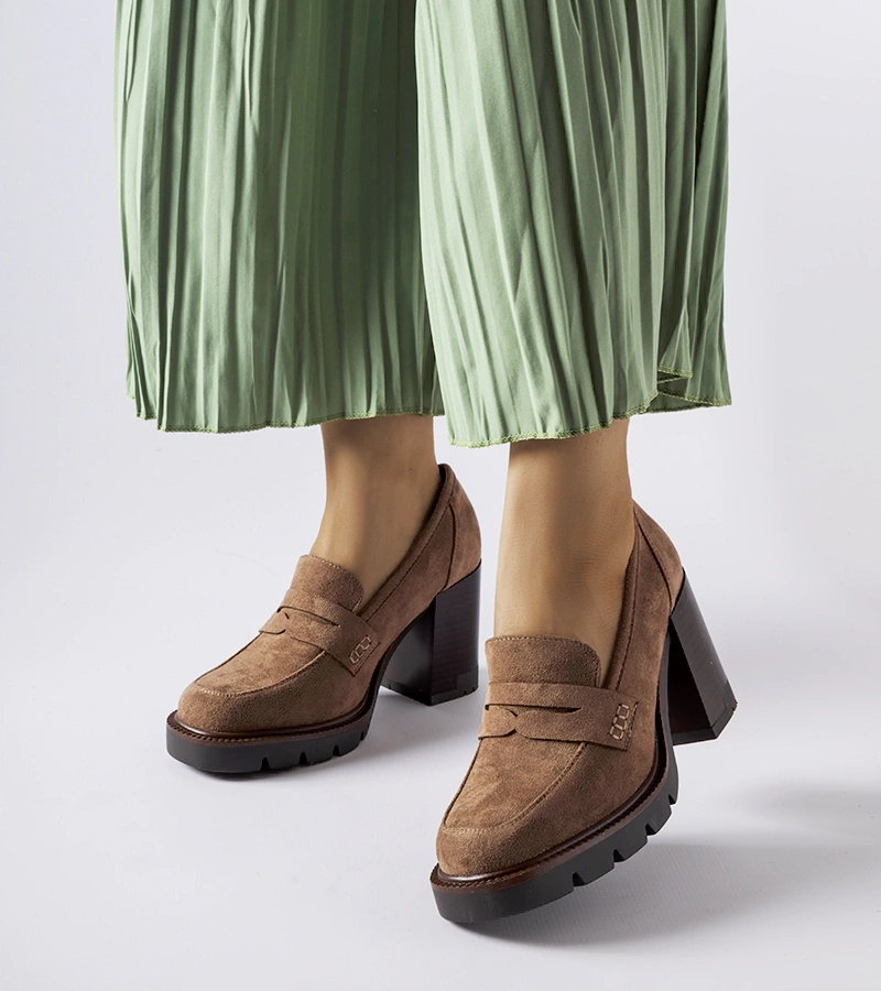 Barna bőr talpbetétes Vinceza cipők