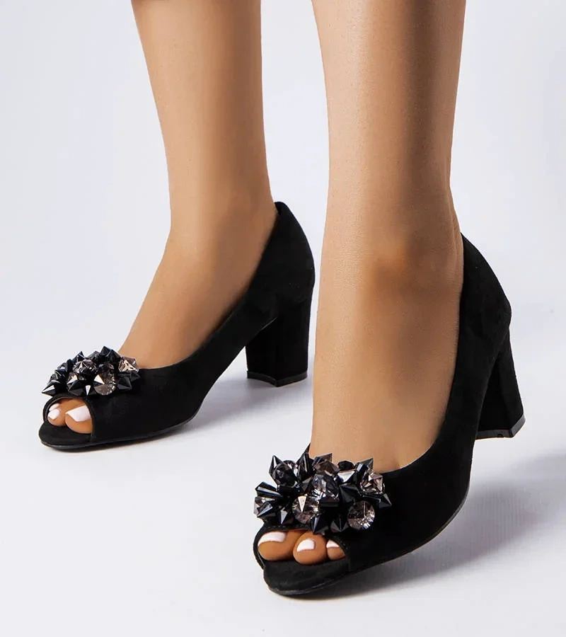 Fekete elegáns sarokcipő Meunier