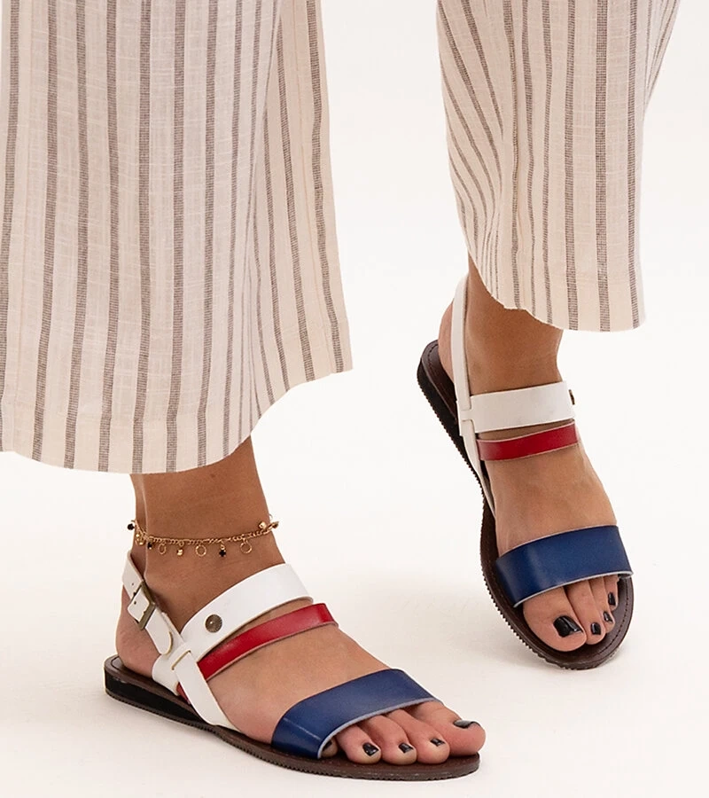 Serrata bőr belsővel rendelkező női szandálok