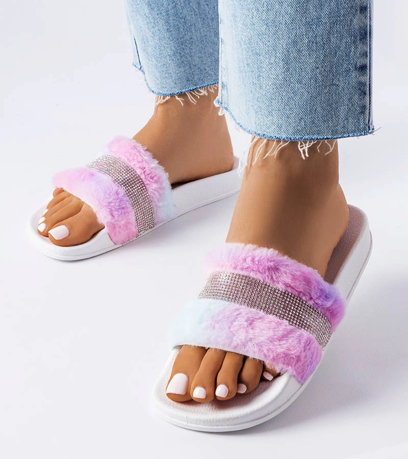 Színes szőrös papucs cirkóniákkal Carrito