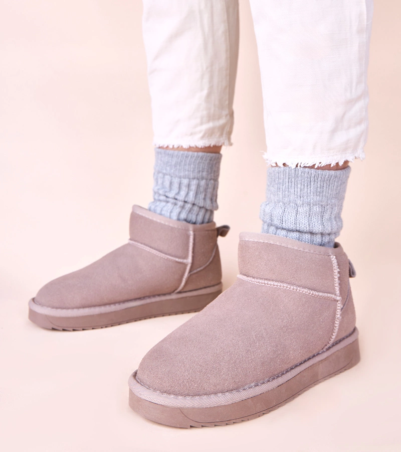 Szürke természetes velúr hótaposók Besia