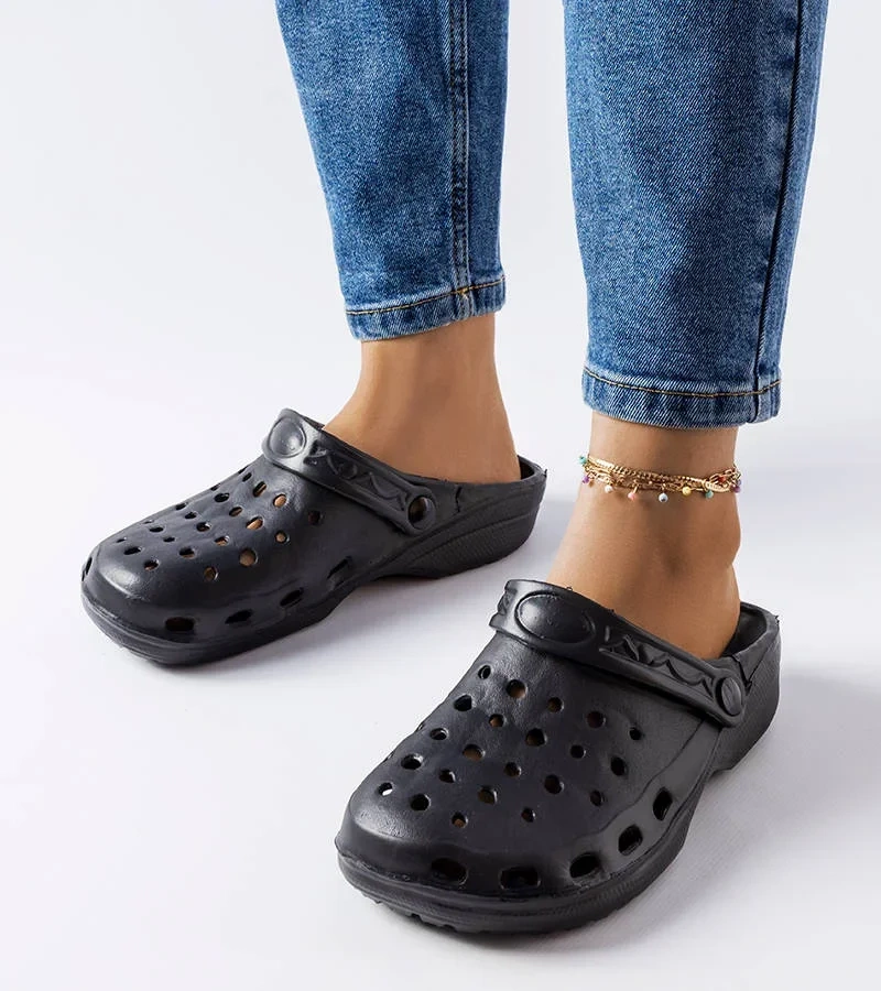 Fekete habos papucsok fedett orrú Kleist