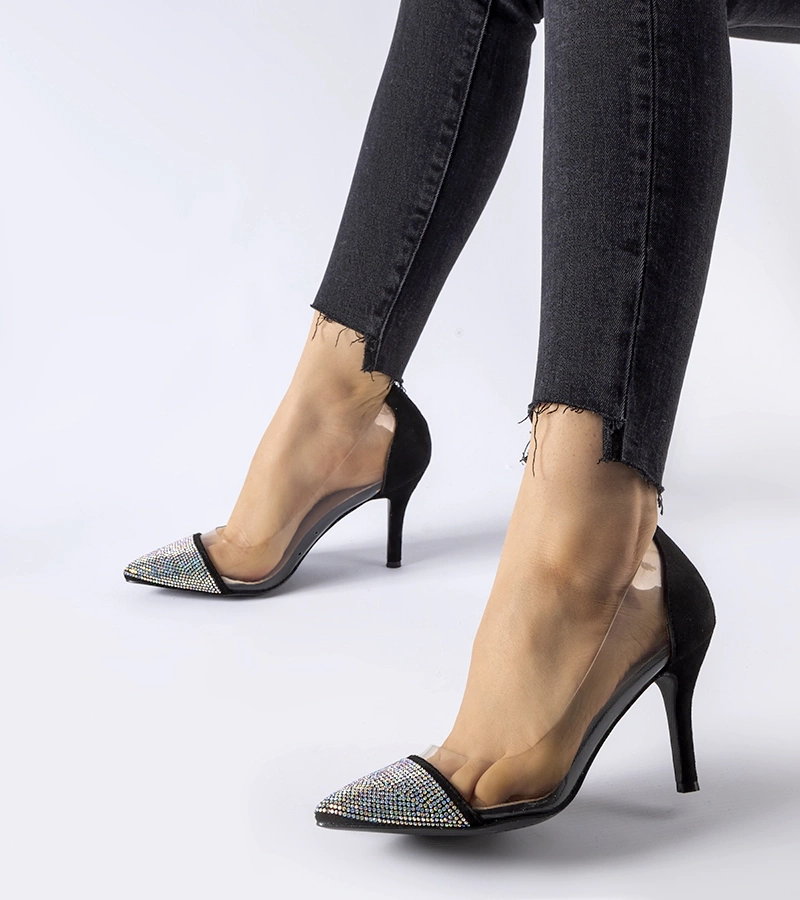 Fekete cirkóniás és áttetsző Laceno magas sarkú cipő.