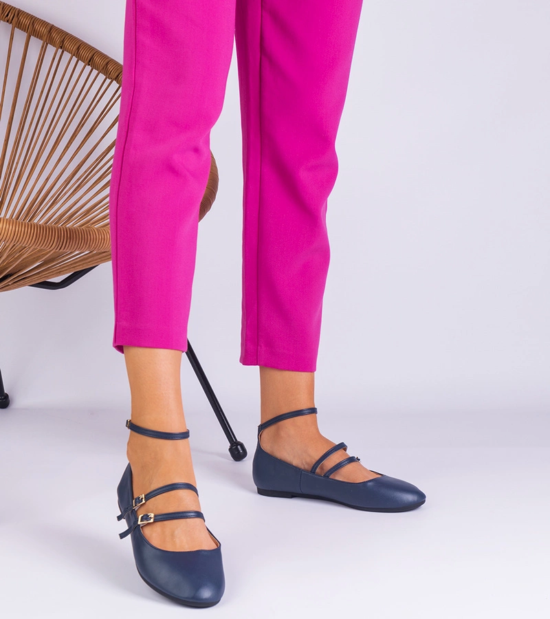 Vitoldora sötétkék ökobőr balerinacipő csatokkal