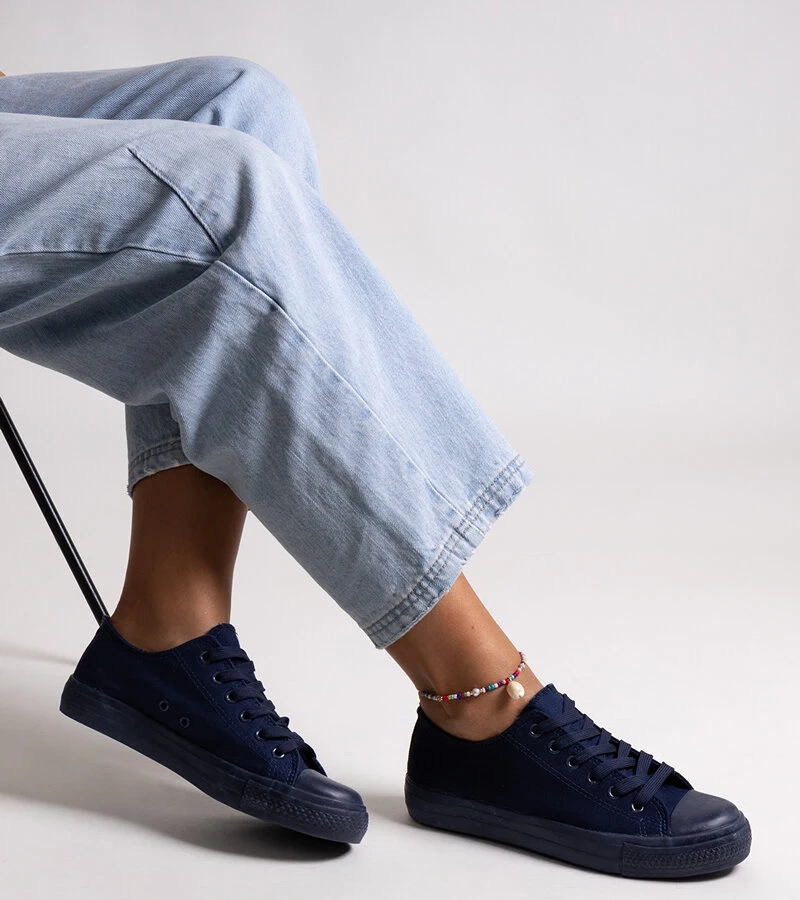 Nudar klasszikus tengerkék tornacipők