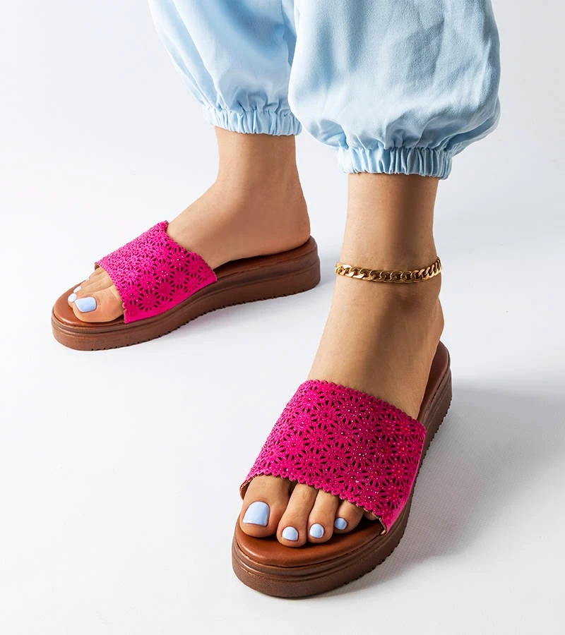 Sötétrózsaszín csipkés papucsok cirkóniákkal Irvine