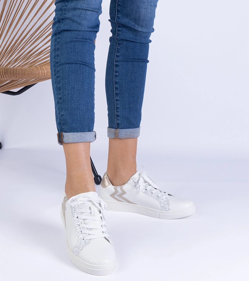 Laneta női fehér sneaker dombornyomással és csillámmal