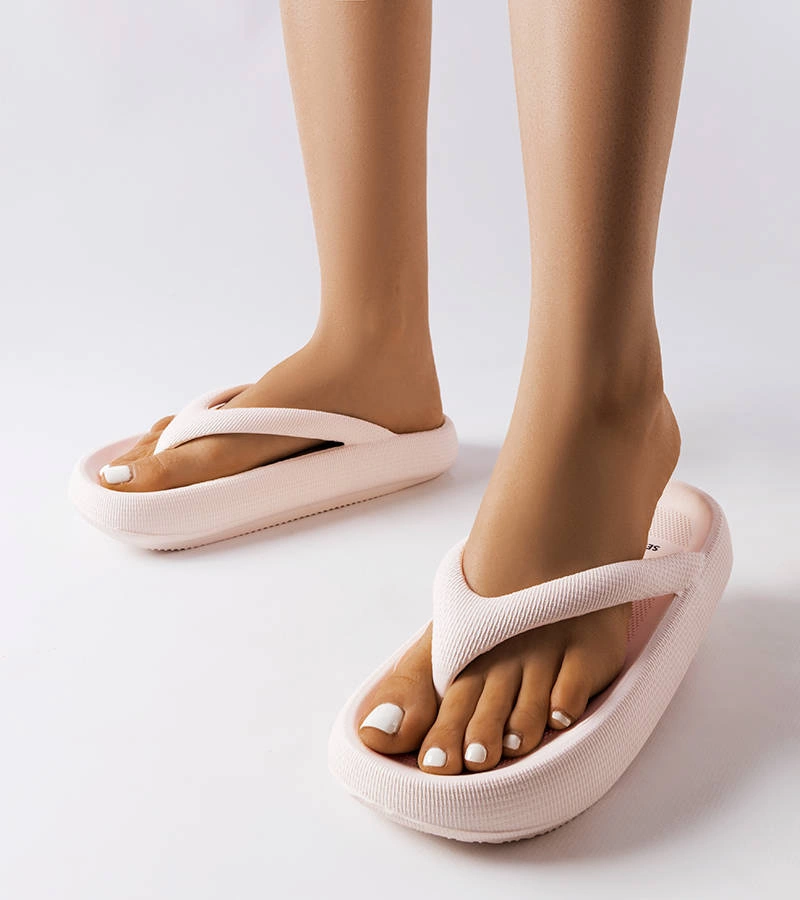 Modesto masszív bézs papucsok