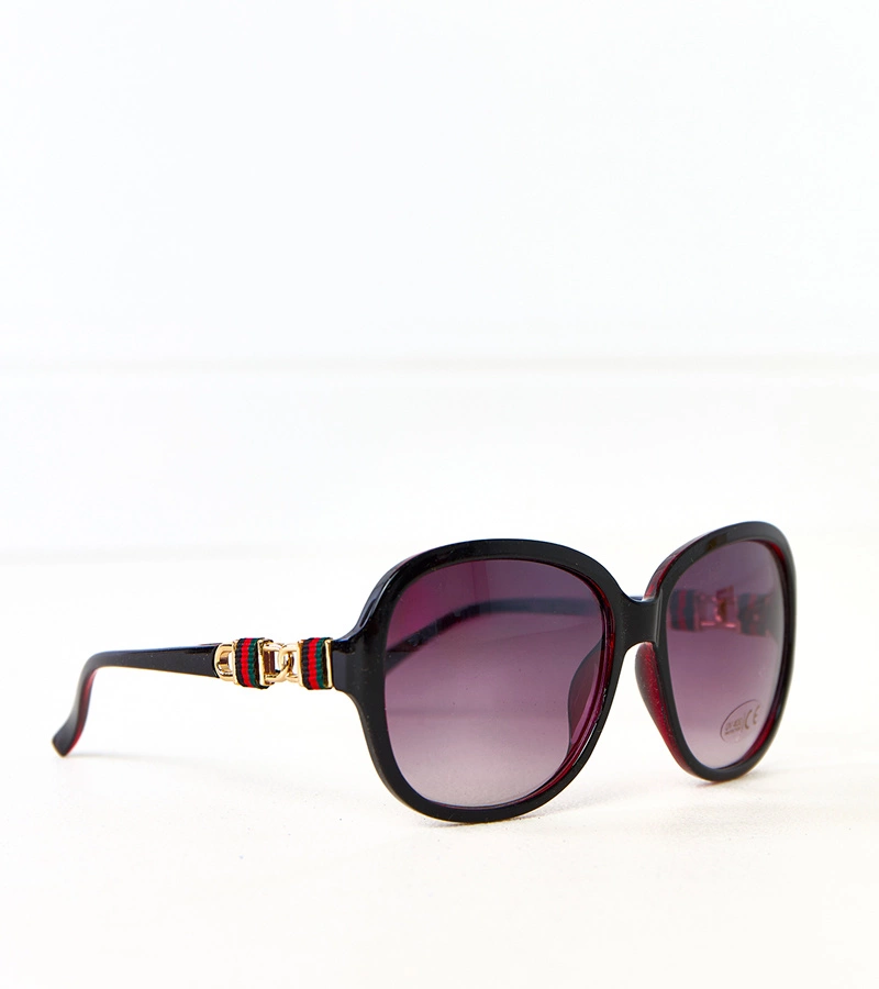 Piros napszemüveg Metz