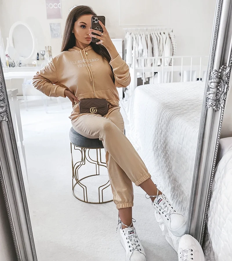 Alcide bézs szett kapucnival