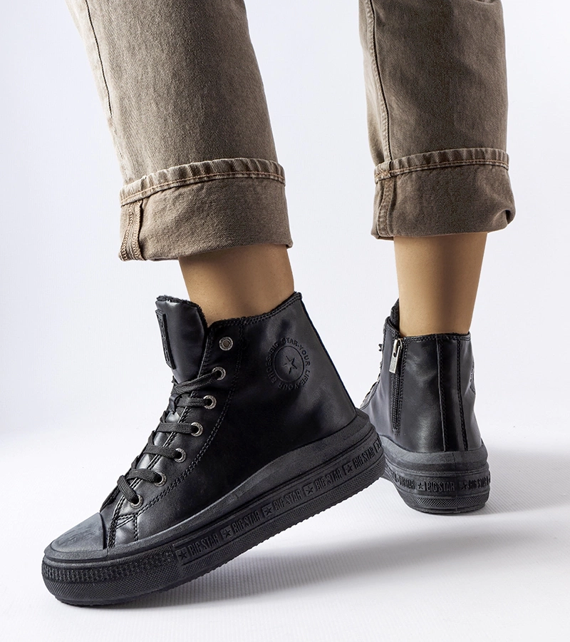 Fekete bélelt cipők Big Star MM274023