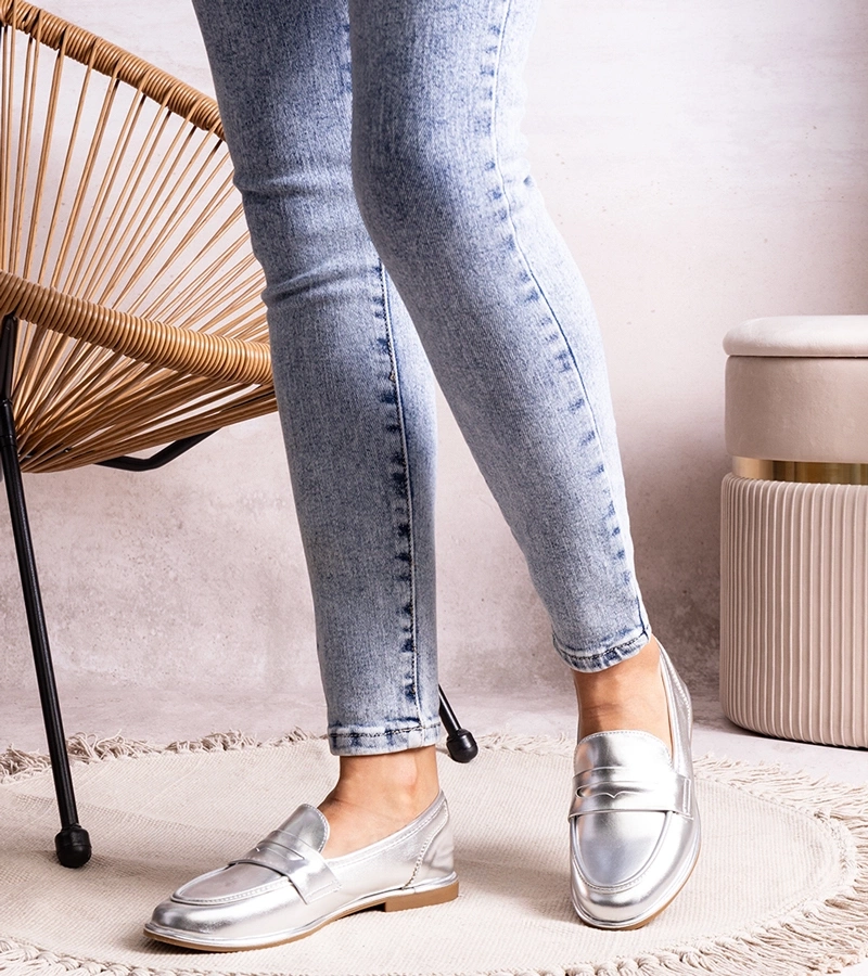 Palinka metálos ezüst mokaszinok