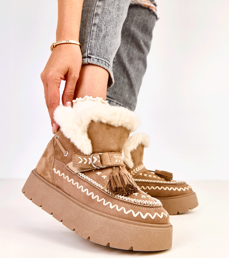 Maurisa rojtásos platformos világosbarna hócsizma