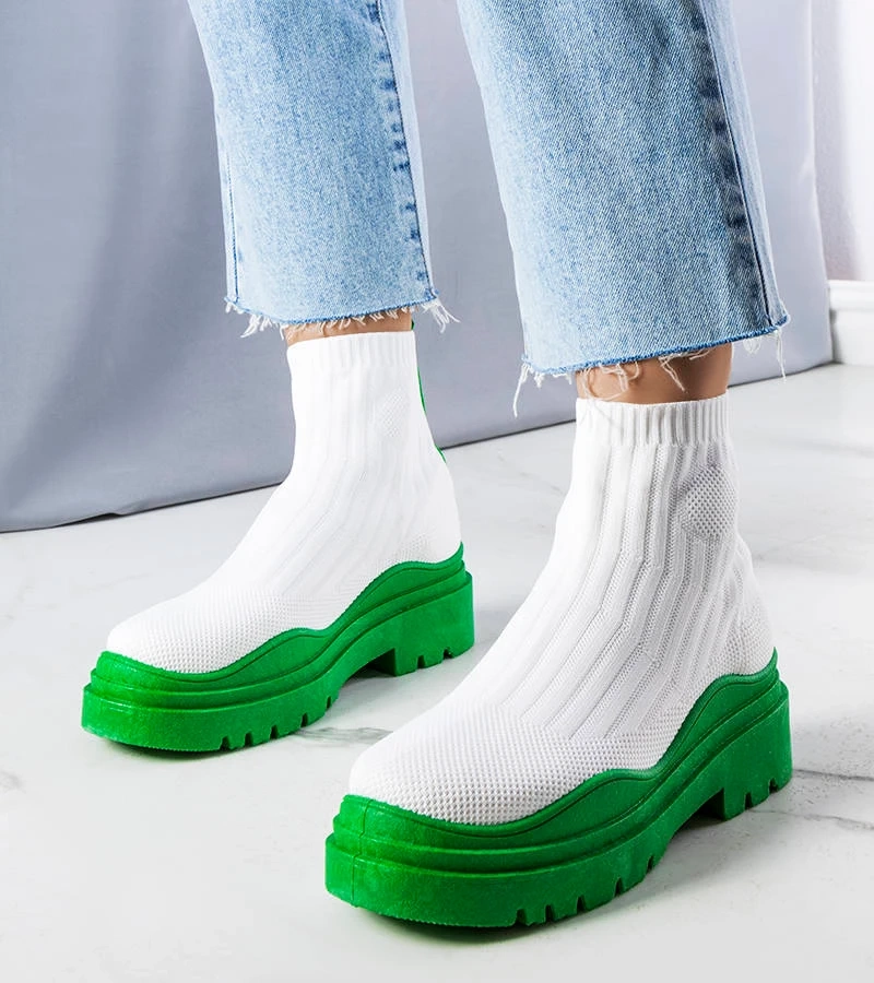 Fehér zoknis bokacsizma zöld talppal Cali