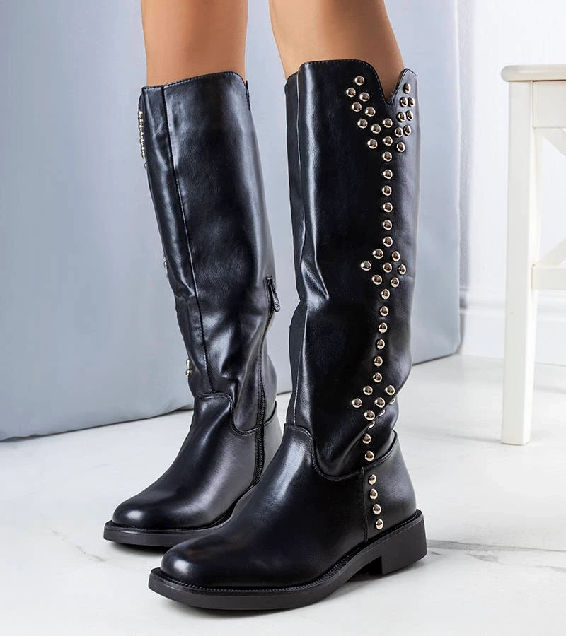 Fekete Danilo csizma