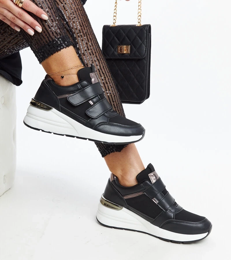 Fekete Orly tépőzáras magasított talpú tornacipők