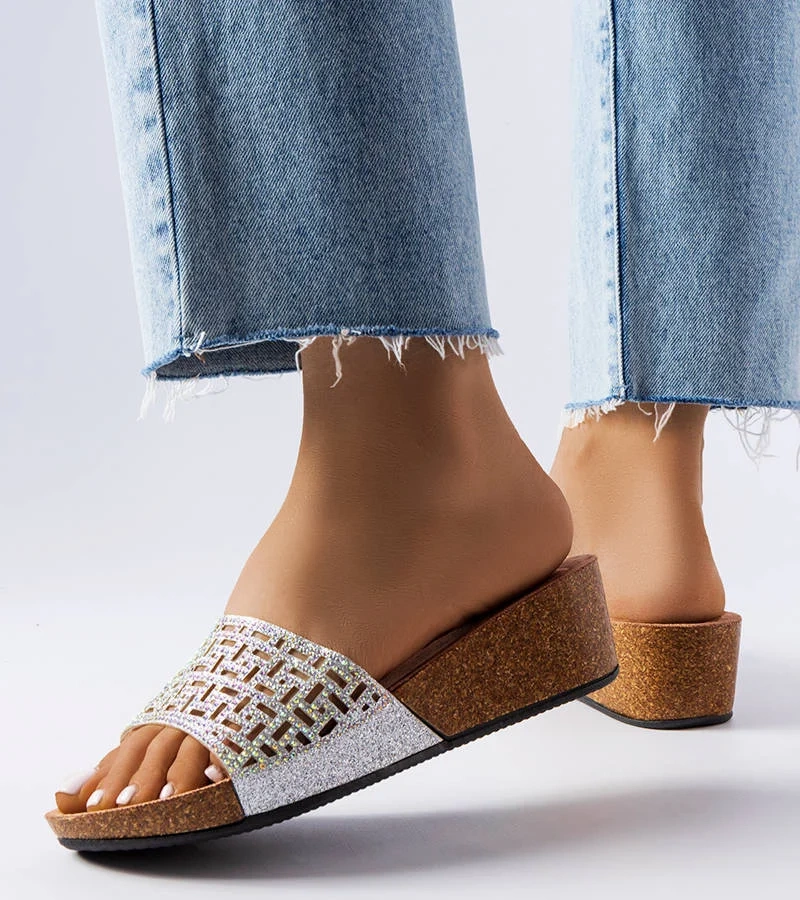 Ezüst platformos szandál Elitha