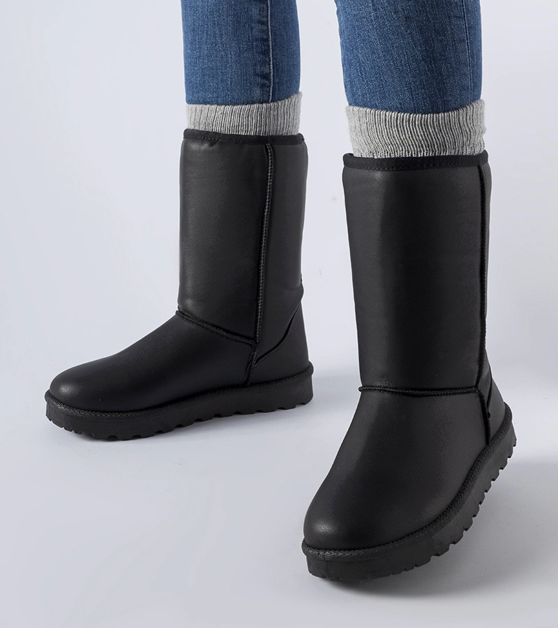 Fekete klasszikus hótaposó Bobby műbőr