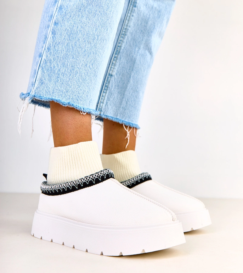 Fehér zokniszárú hótaposó csizma Melary