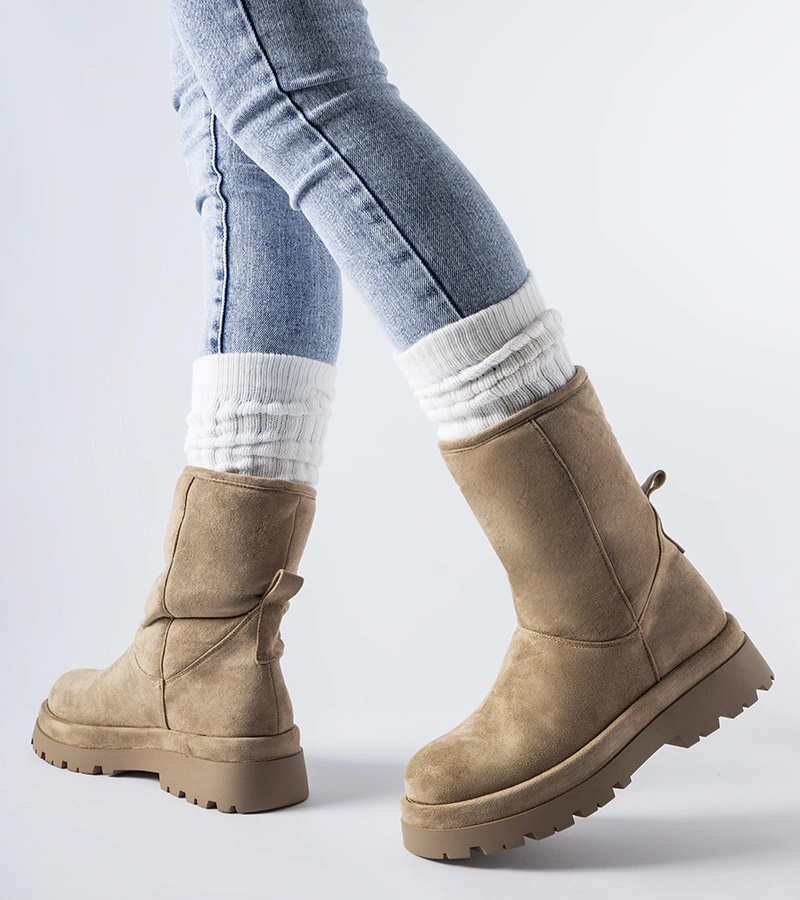 Barna bélelt bokacsizma masszív talppal Flavia