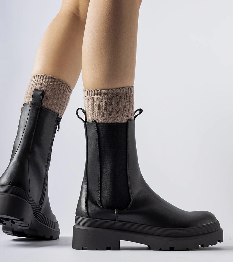 Fekete enyhén bélelt Bethesda bokacsizma