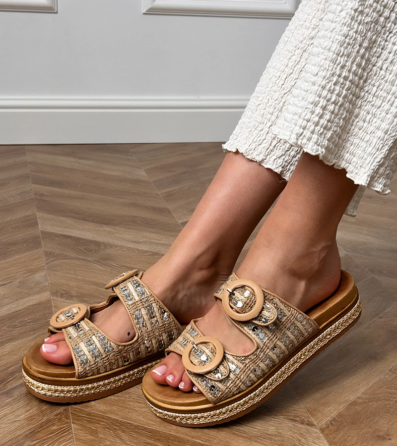 Lanora fonott, flitteres bézs papucs