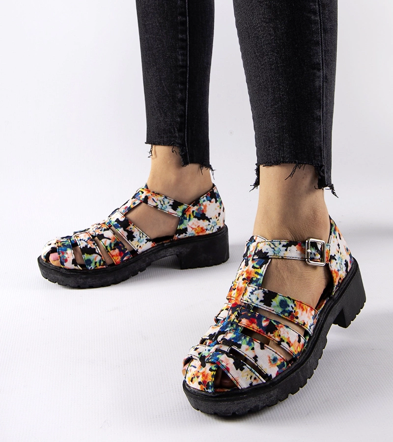 Fekete mintás masszív Oaks szandálok