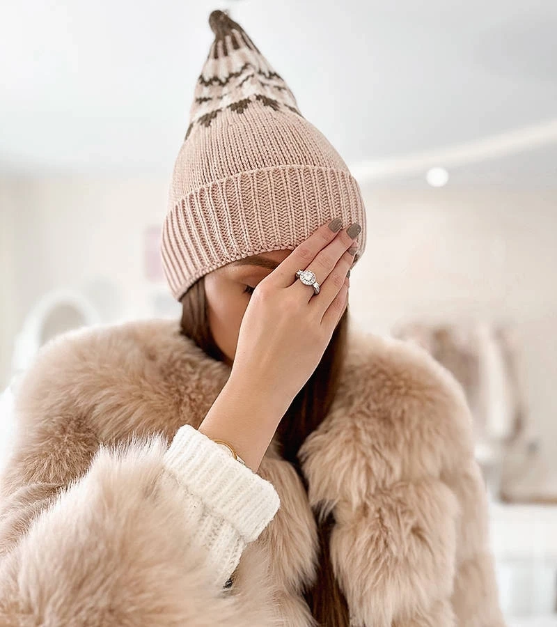 Rózsaszín sapka Abner