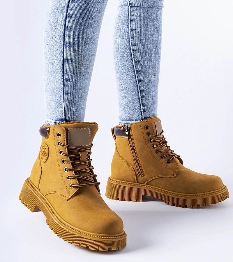 Tricase hagyományos barna bélelt munkásbakancsok