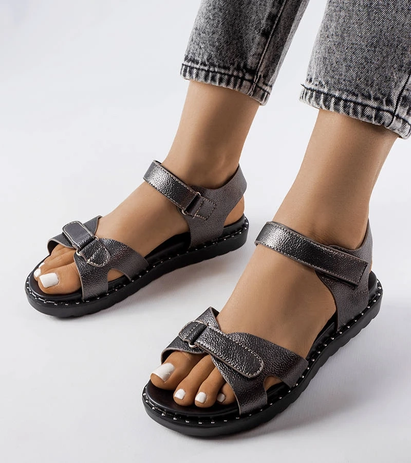 Szürke csillogó Bellefeuille szandál