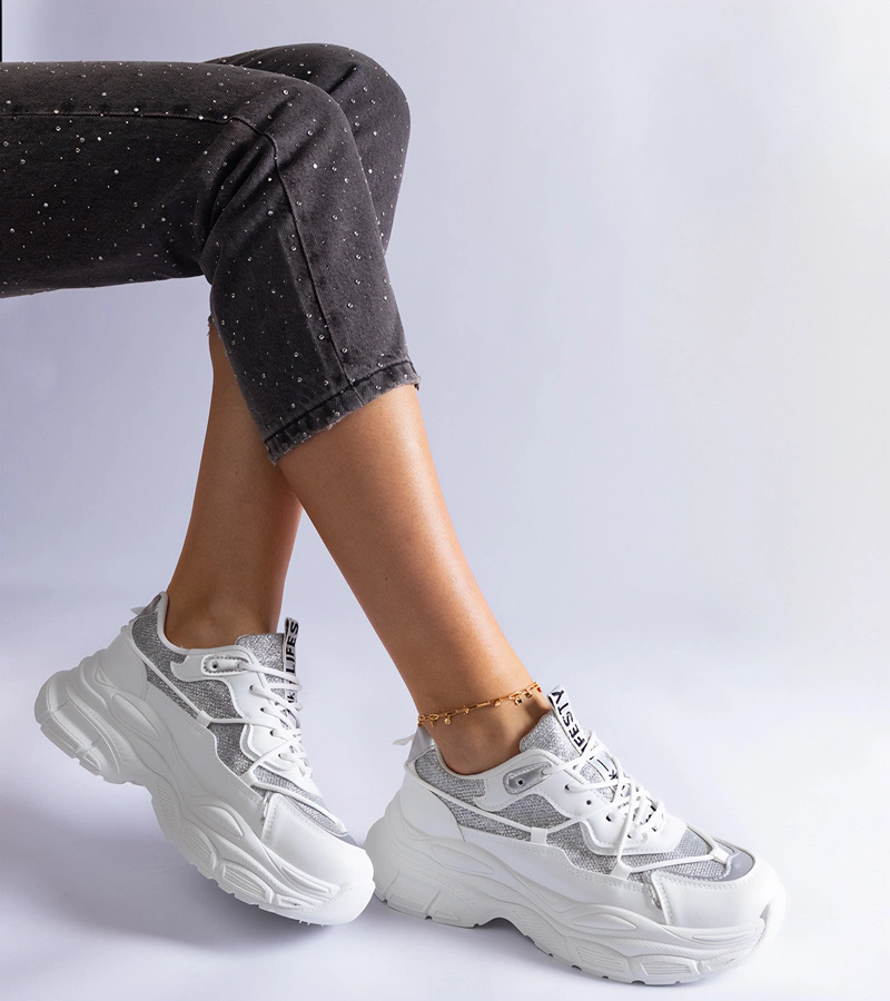 Fehér tornacipő csillogó betétekkel Rigel