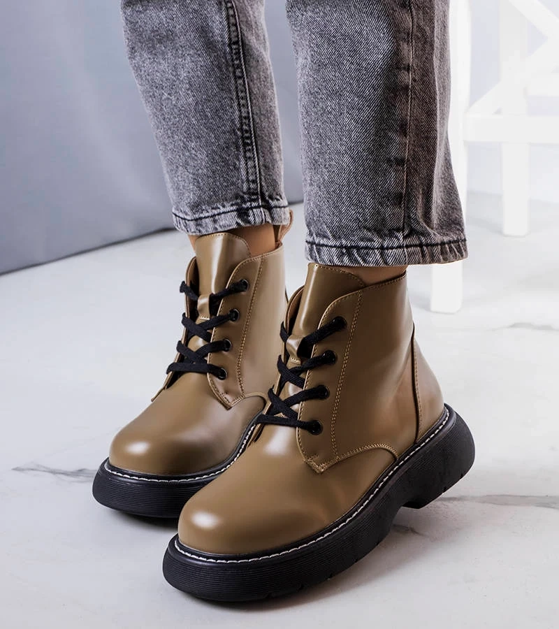 Zöld bélelt csizma Lutero