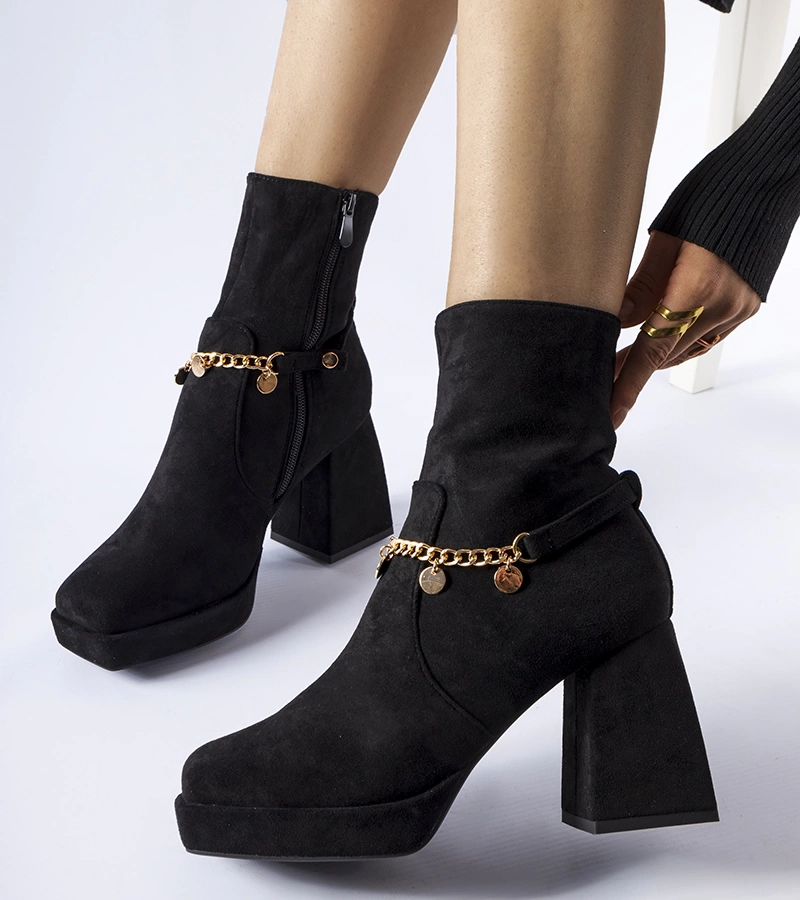 Saviore fekete bokacsizma melegítővel