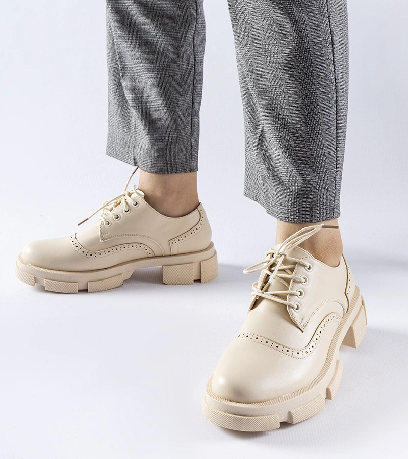 Bezs színű Piazzetta fűzős félcipők