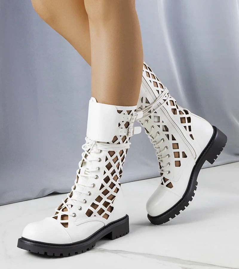 Fehér csipkés bokacsizma Minks