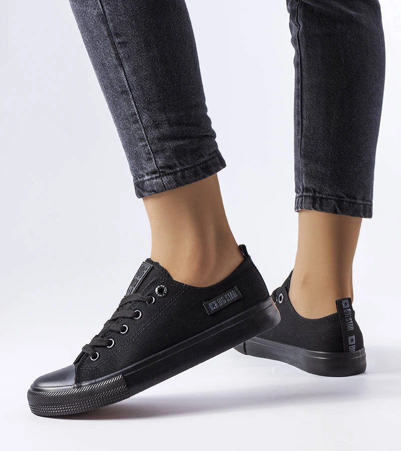 Fekete anyagból készült Big Star KK274009 tornacipő.