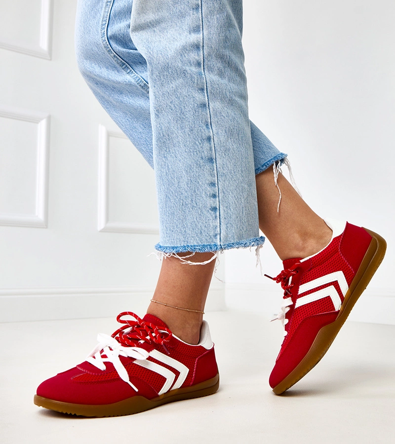 Piros hálós tornacipő fehér betéttel Malkan