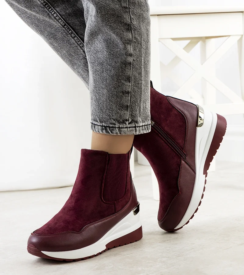 Arkala melegített bordó bokacsizma talppal