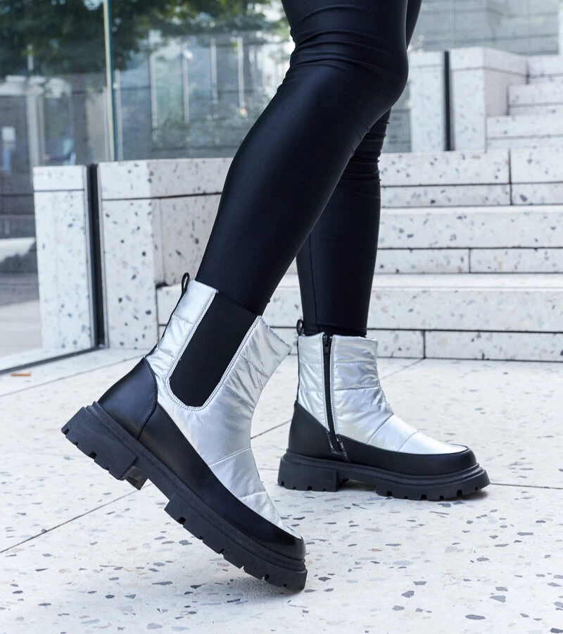 Galvani fémes bélelt hótaposó csizma