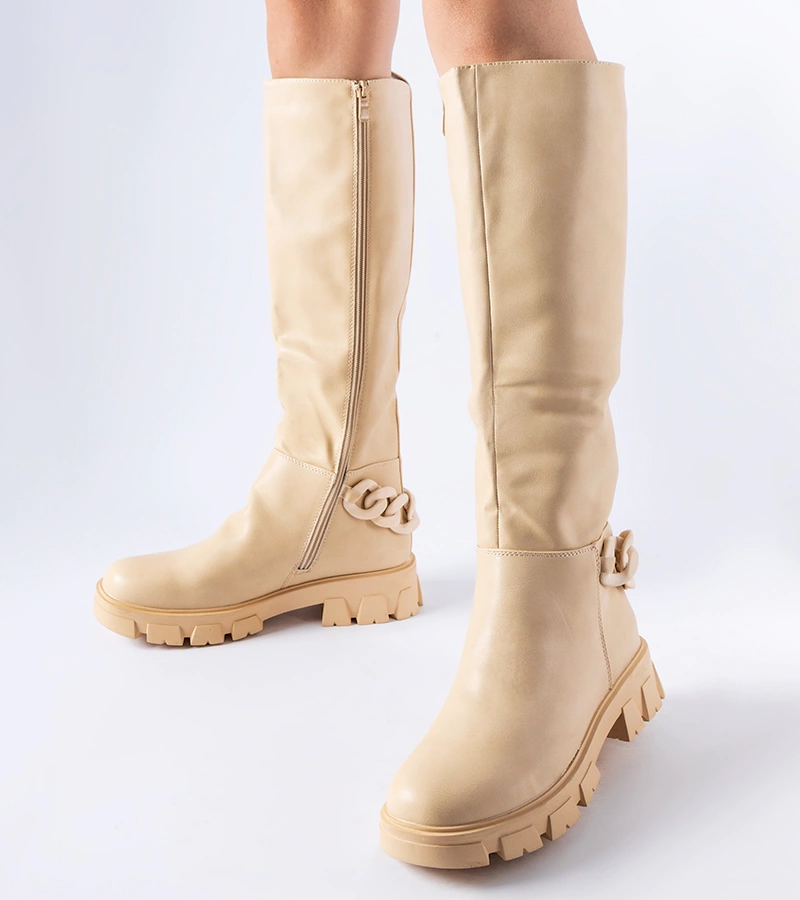 Armand láncos bézs lapos csizma